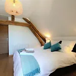 La Lombardi En Champagne, Avec Piscine Privee Et Jacuzzi Σπίτι διακοπών *