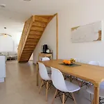 La Lombardi En Champagne, Avec Piscine Privee Et Jacuzzi Σπίτι διακοπών *