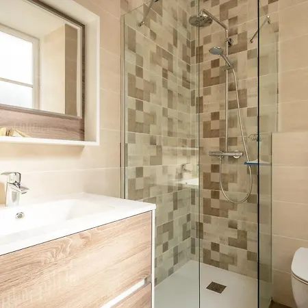 La Lombardi En Champagne, Avec Piscine Privee Et Jacuzzi بيت للعطل