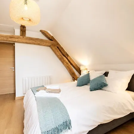 Casa de Férias La Lombardi En Champagne, Avec Piscine Privee Et Jacuzzi *