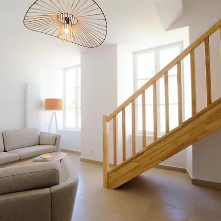 La Lombardi En Champagne, Avec Piscine Privee Et Jacuzzi